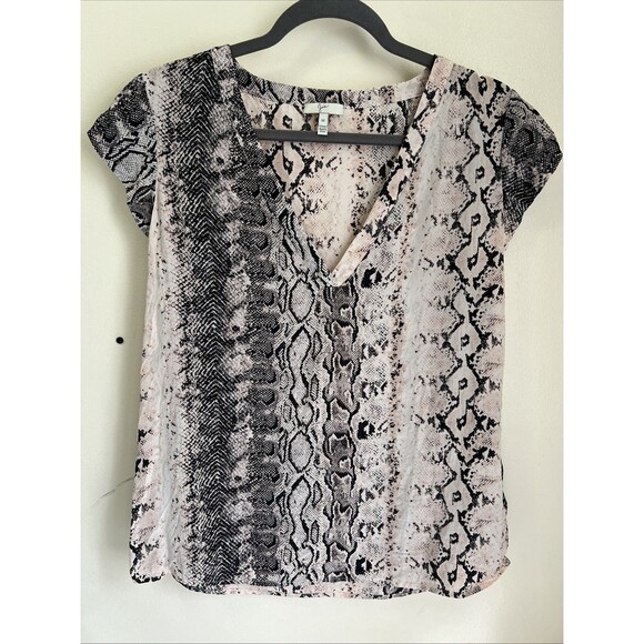 Anthropologie Tops - Joie Anthropologie sz M Silk Balsa Tank Top Snakeskin Print Short Sleeve  Grey